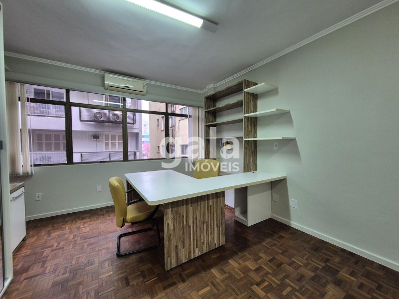 Sala, Av Lucas de Oliveira, 1841