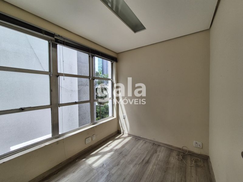 Sala, Rua Luciana de Abreu, 323