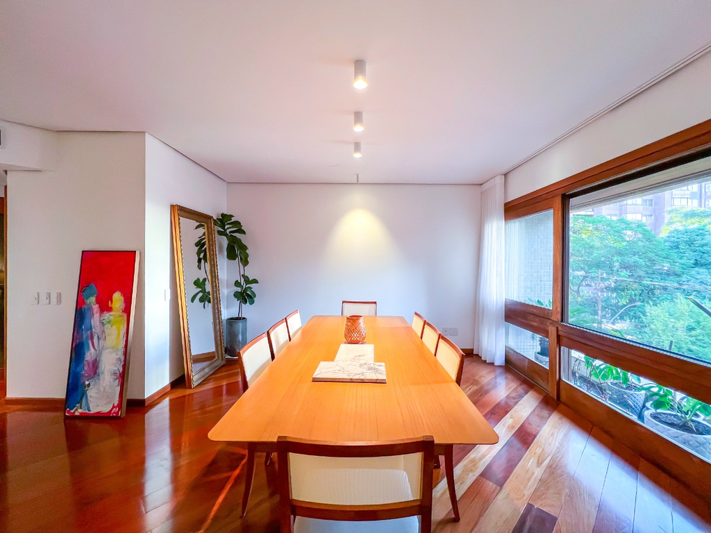 Apartamento, Rua Santo Inácio, 473