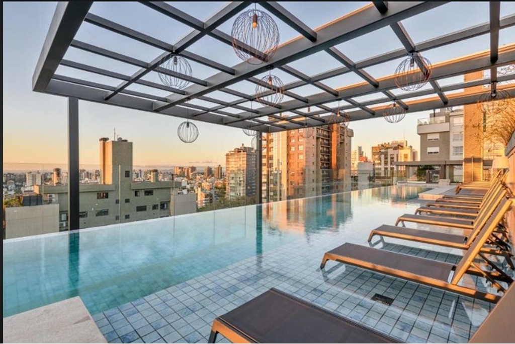 Studio, Rua Silva Jardim, 785