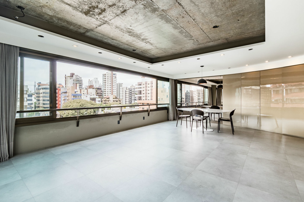 Apartamento, Av Soledade, 400