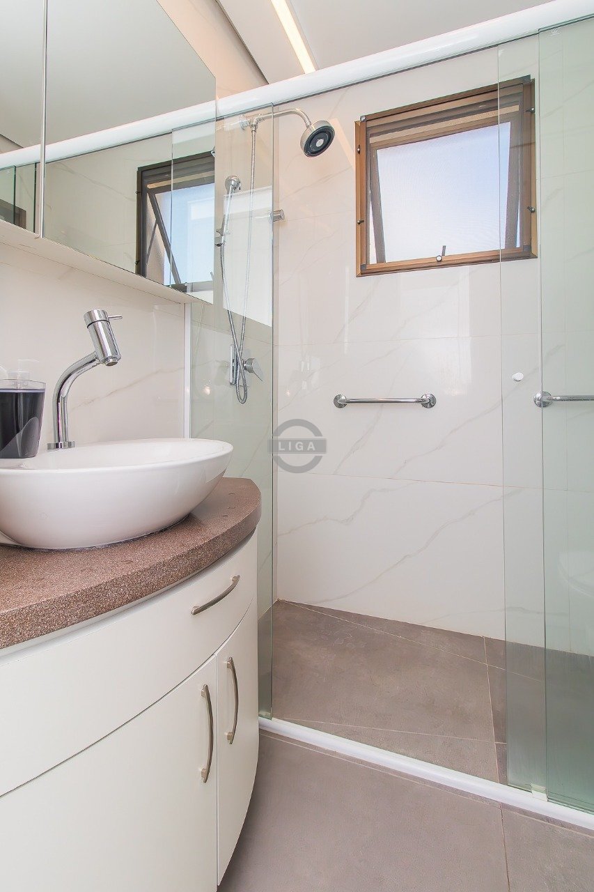 Apartamento, Rua Cel Corte Real, 310