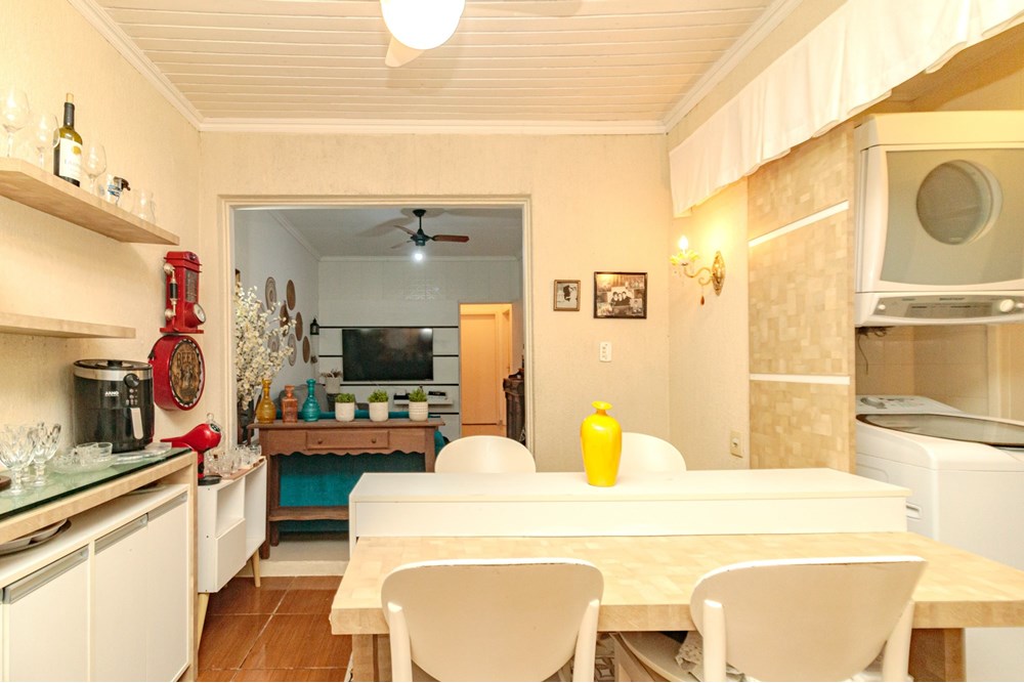 Garden, Rua Perpétua Téles, 10