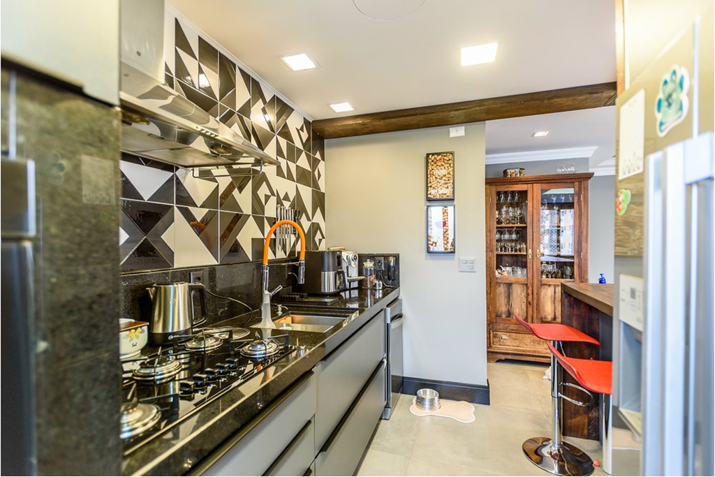 Apartamento, Rua Tito Lívio Zambecari, 332