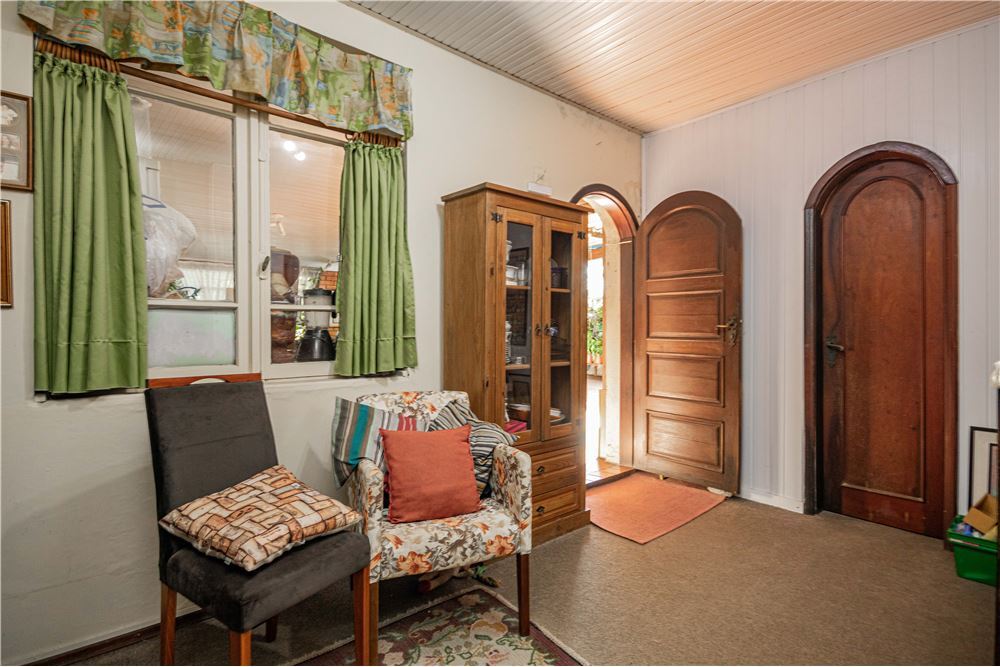 Casa, Rua Ivo Corseuil, 129