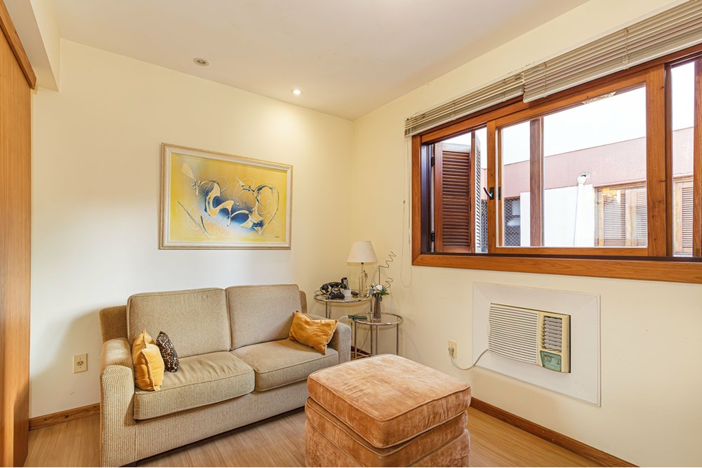 Cobertura, Rua Gen João Telles, 215