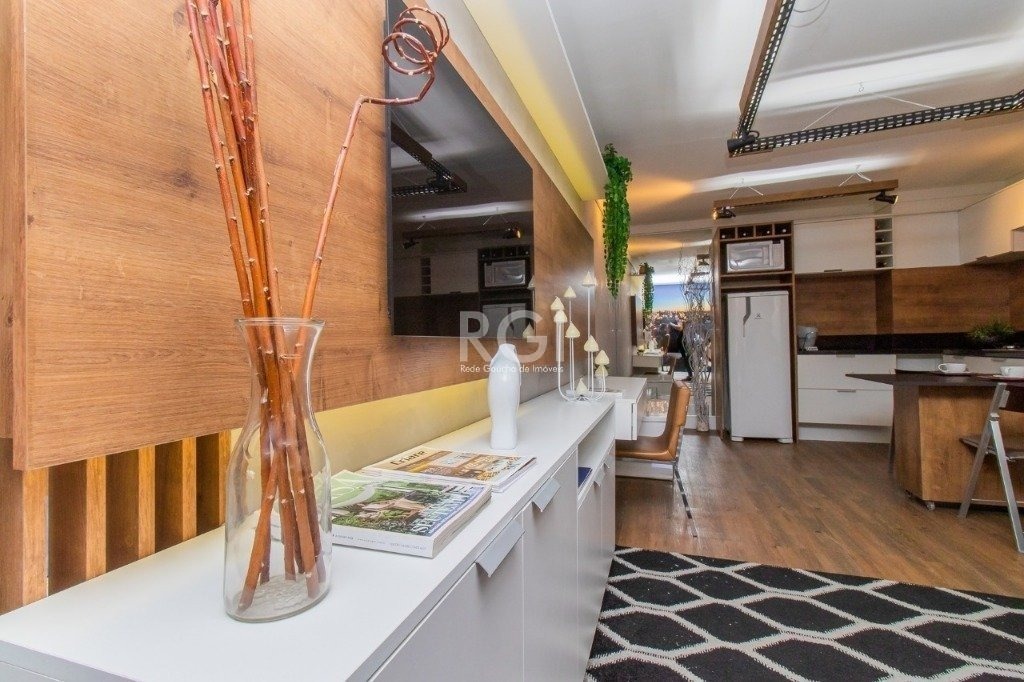 Apartamento, Rua 8 de Julho, 195