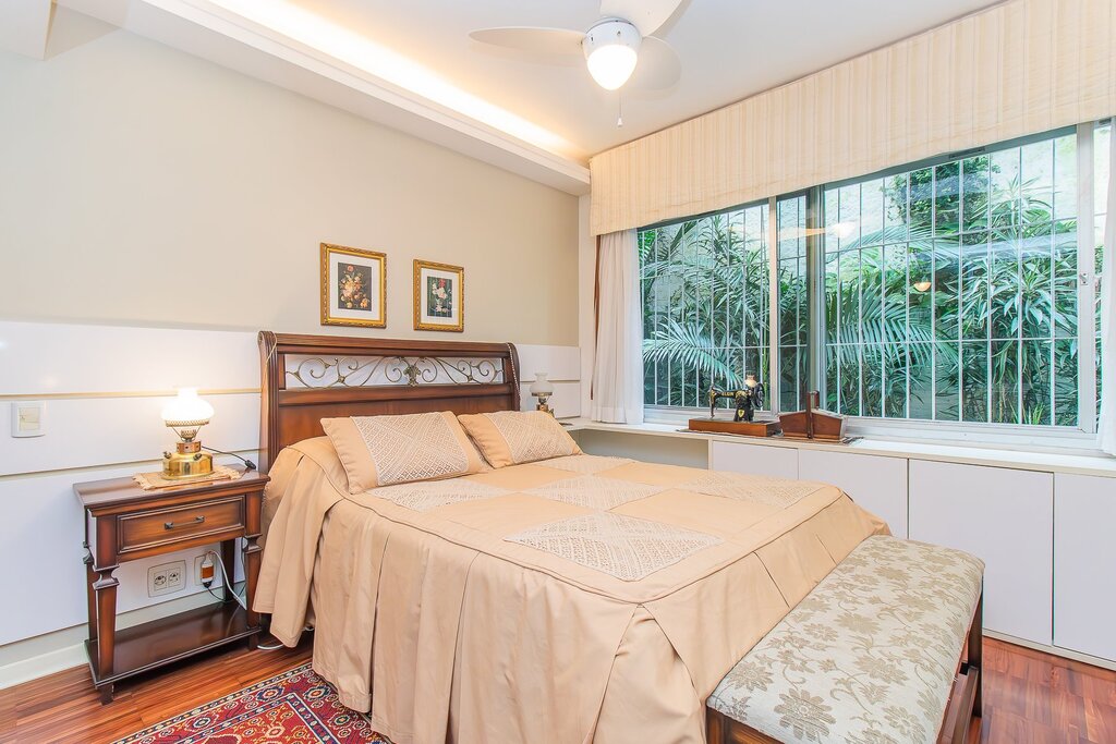 Apartamento, Rua Almirante Abreu, 1046