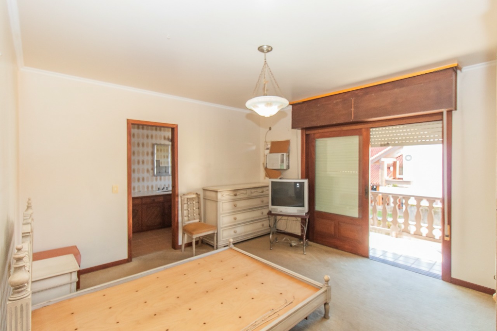 Casa, Rua Dona Mimi Moro, 60