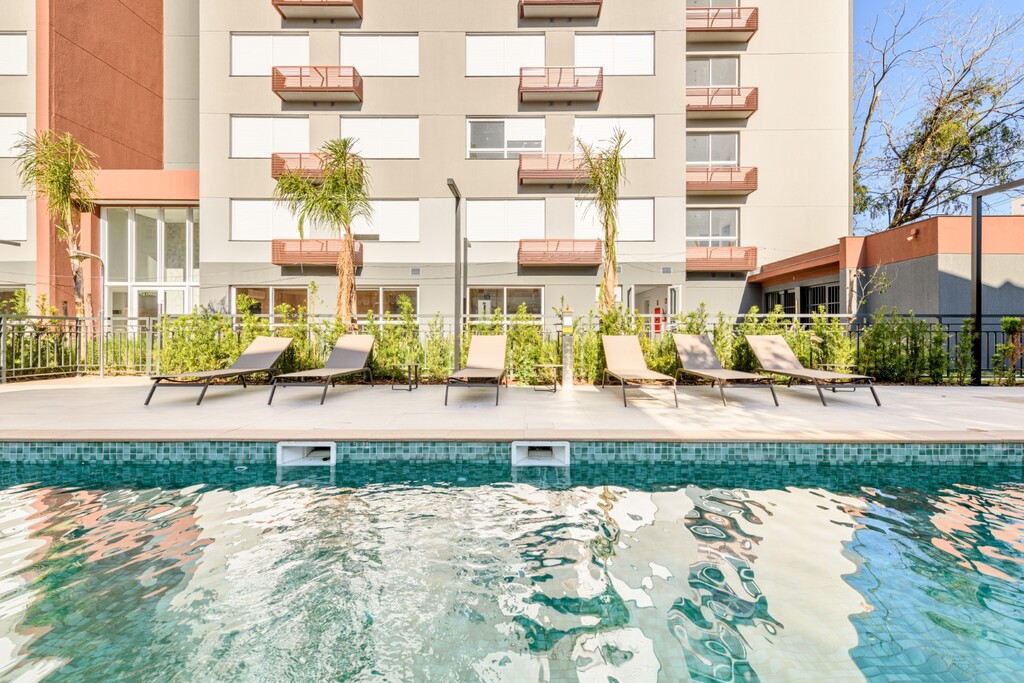 Studio, Av Cubanos, 146