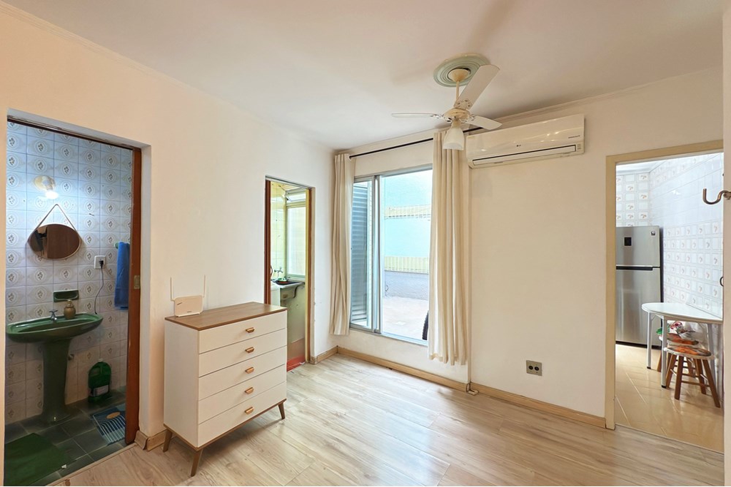 Studio, Av da Azenha, 171