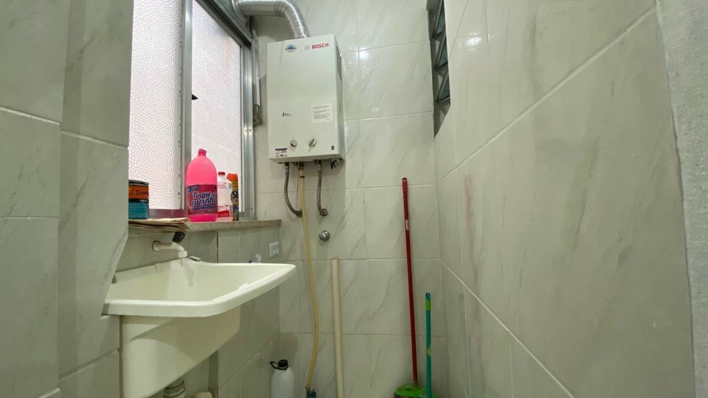 Apartamento, Rua Cel Genuino, 433