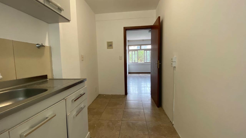 Apartamento, Rua Cel Fernando Machado, 560