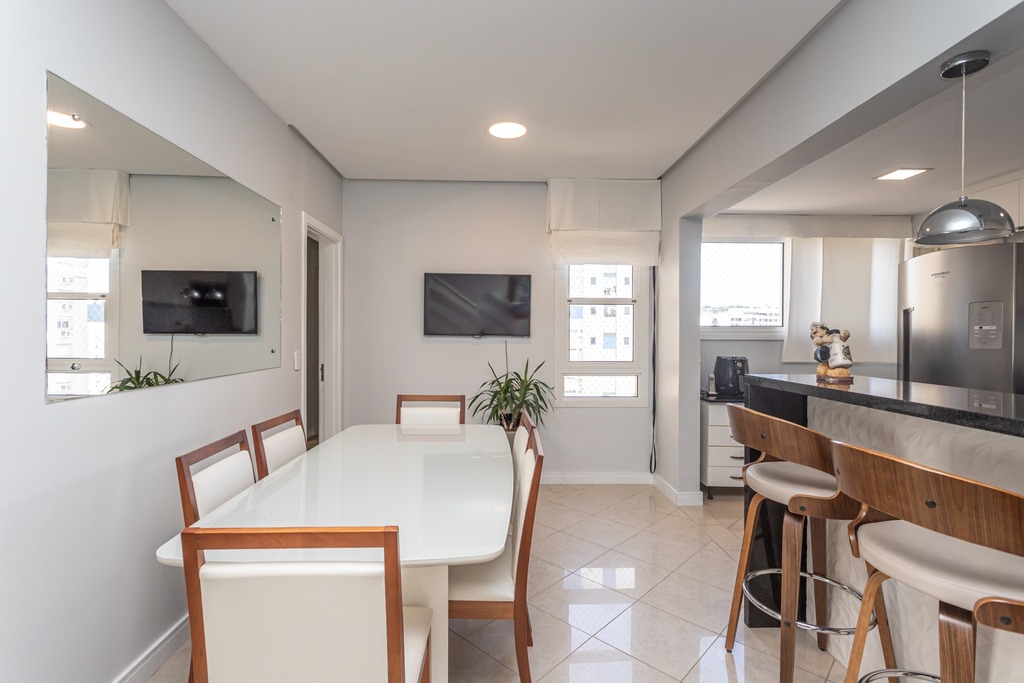 Cobertura, Av Gen Barreto Viana, 1175