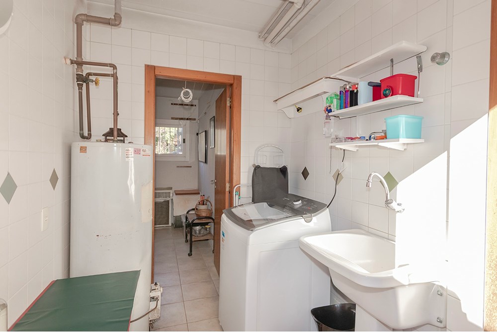 Casa, Av Gen Barreto Viana, 618