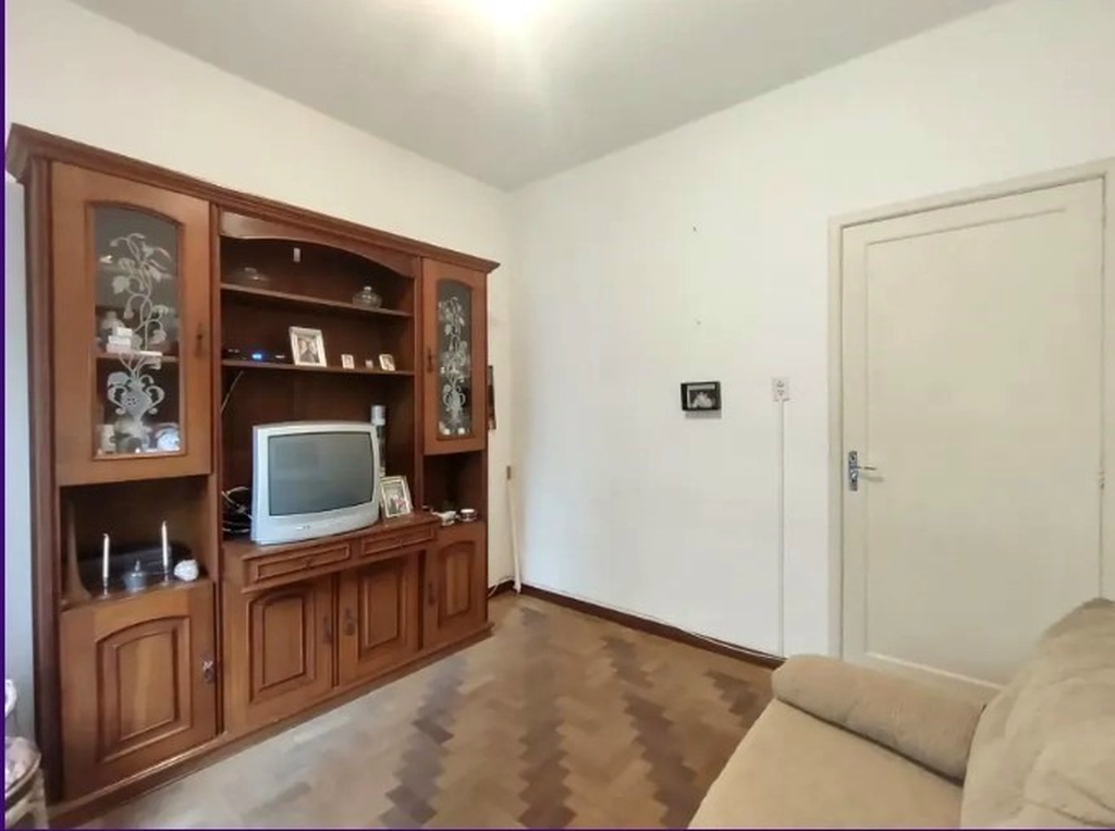 Apartamento, Rua Tiradentes, 318