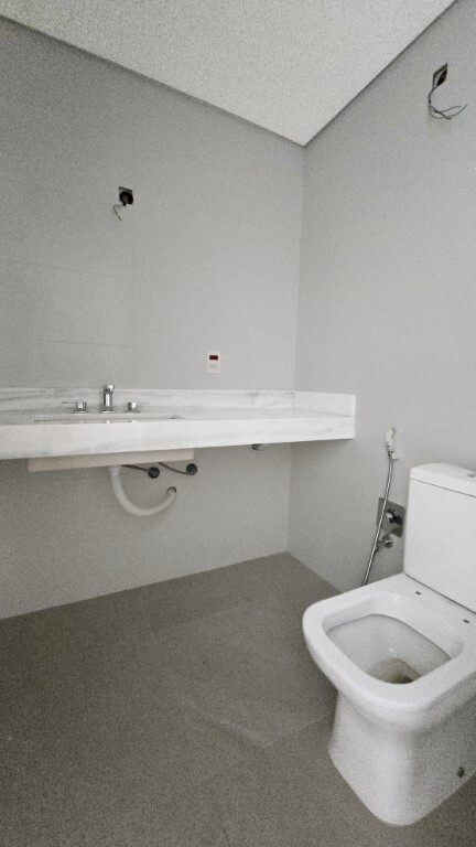 Apartamento, Rua Carlos Huber, 200