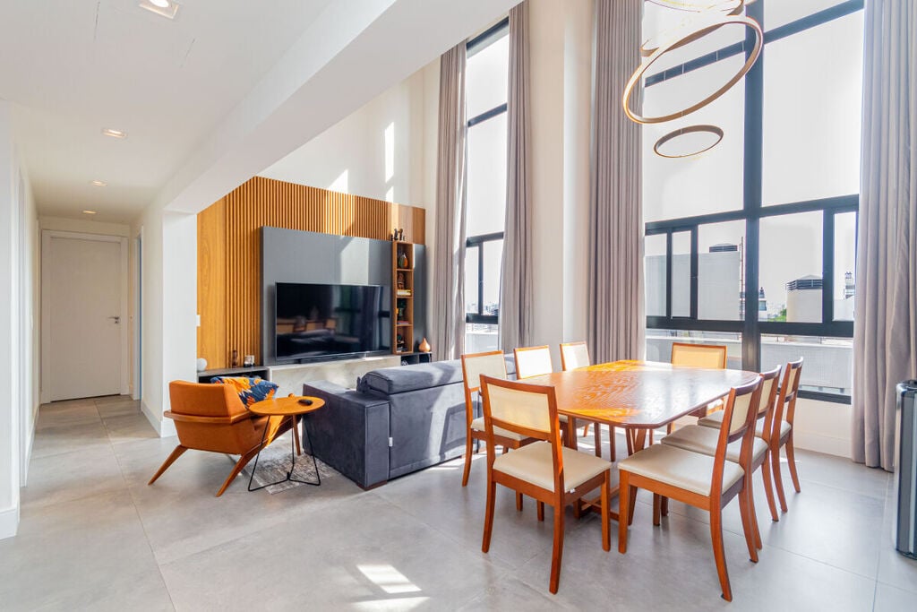 Cobertura, Rua Miguel Couto, 714