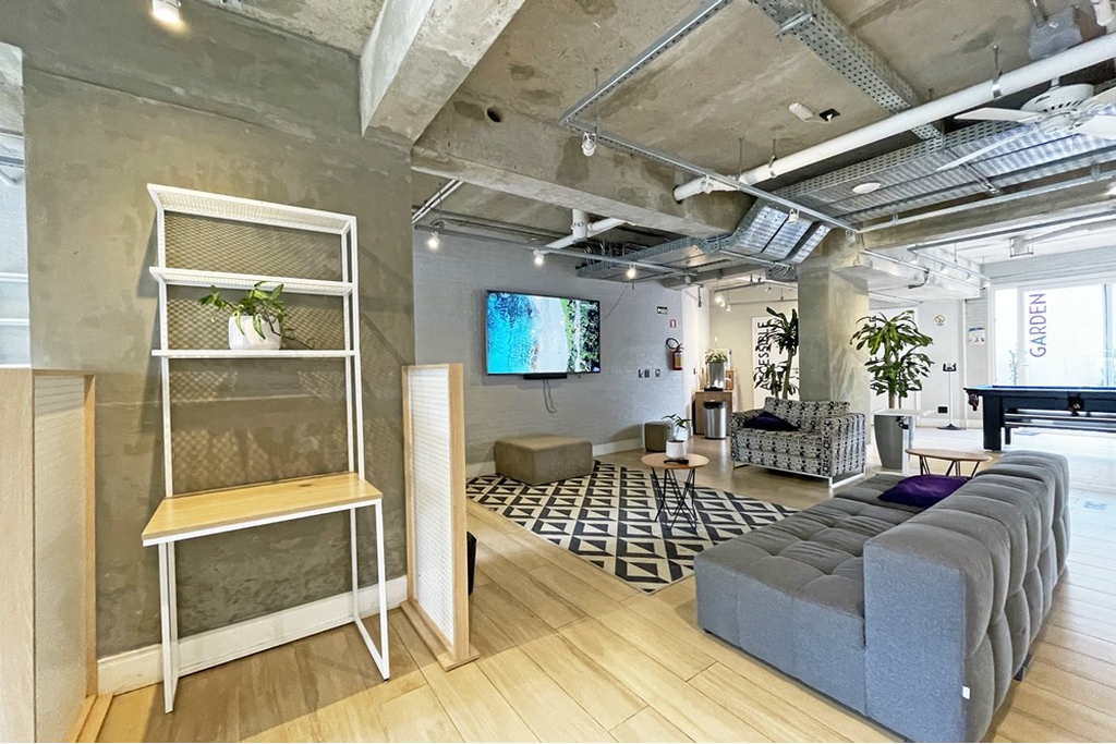 APARTAMENTO 1D no bairro Santa Cecília em Porto Alegre