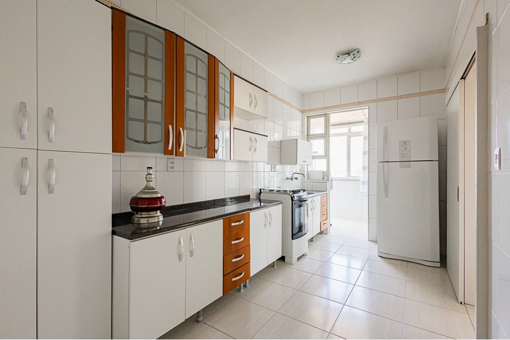 APARTAMENTO 3D no bairro Santa Cecília em Porto Alegre