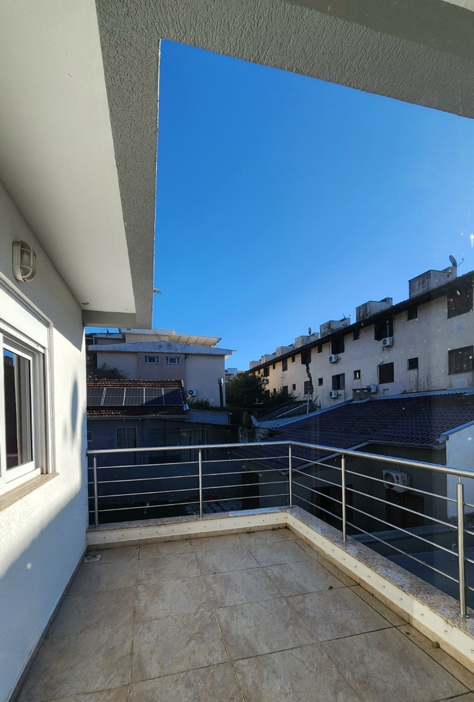 Casa, Rua Padre João Batista Reus, 1240