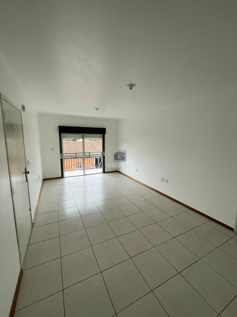 Apto 3 quarto(s)  no bairro CAMOBI em SANTA MARIA