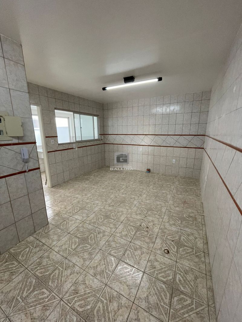 Apto 3 quarto(s)  no bairro CAMOBI em SANTA MARIA