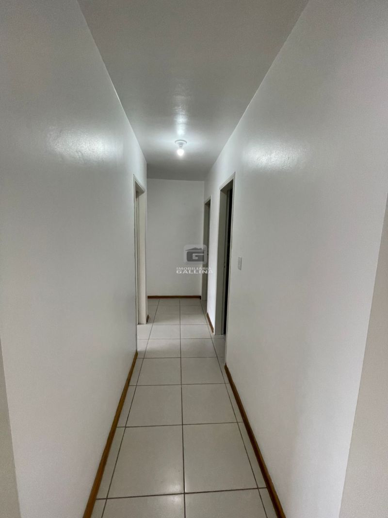 Apto 3 quarto(s)  no bairro CAMOBI em SANTA MARIA