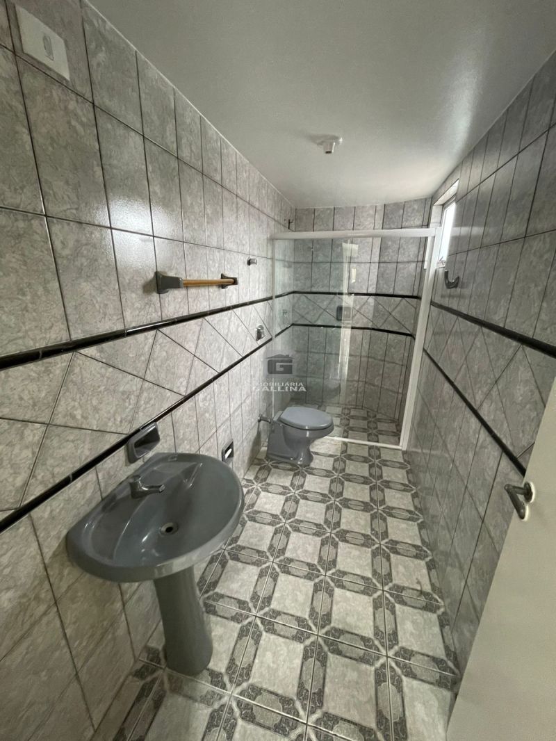 Apto 3 quarto(s)  no bairro CAMOBI em SANTA MARIA