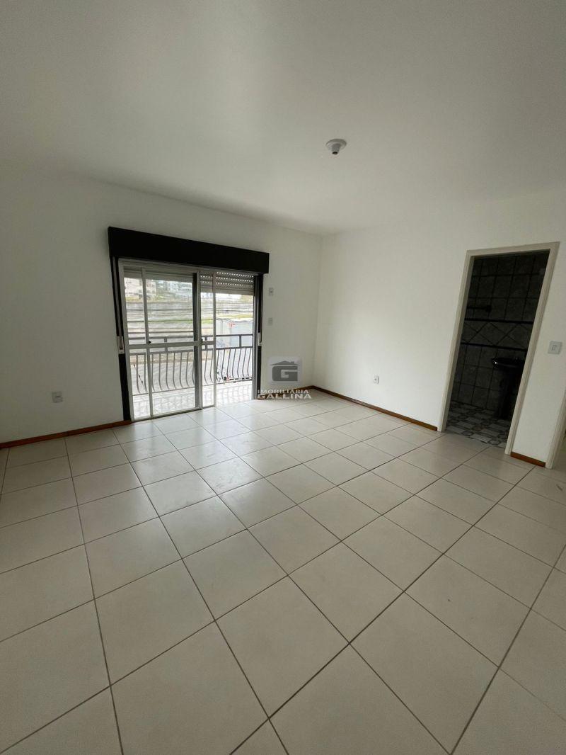 Apto 3 quarto(s)  no bairro CAMOBI em SANTA MARIA