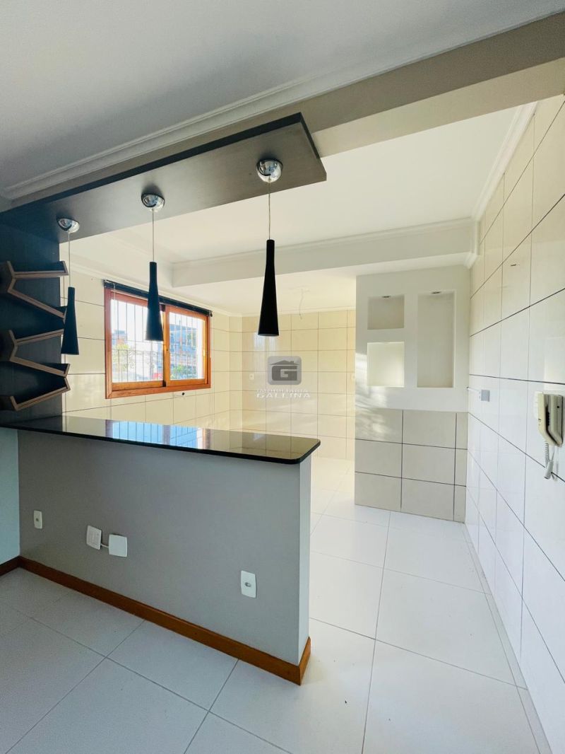 Apto 3 quarto(s)  no bairro CAMOBI em SANTA MARIA