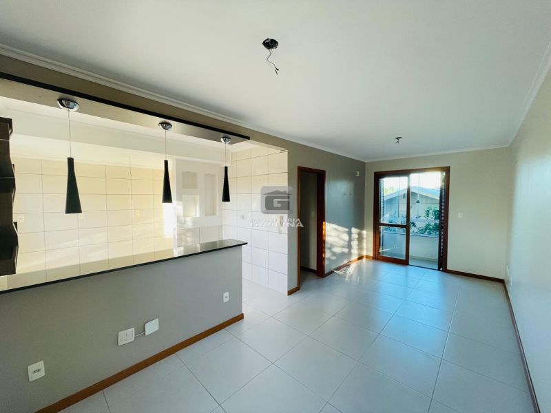 Apto 3 quarto(s)  no bairro CAMOBI em SANTA MARIA