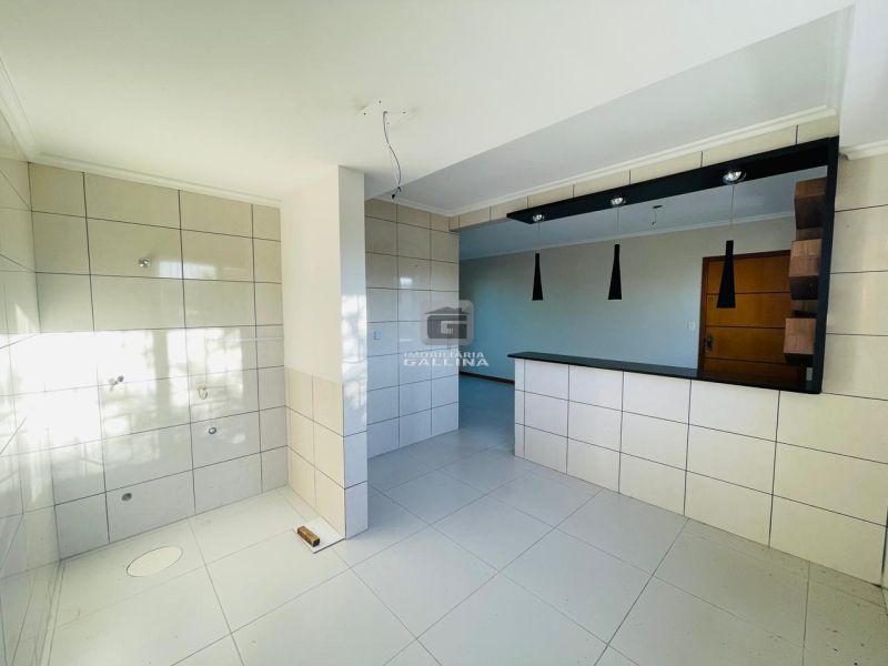 Apto 3 quarto(s)  no bairro CAMOBI em SANTA MARIA