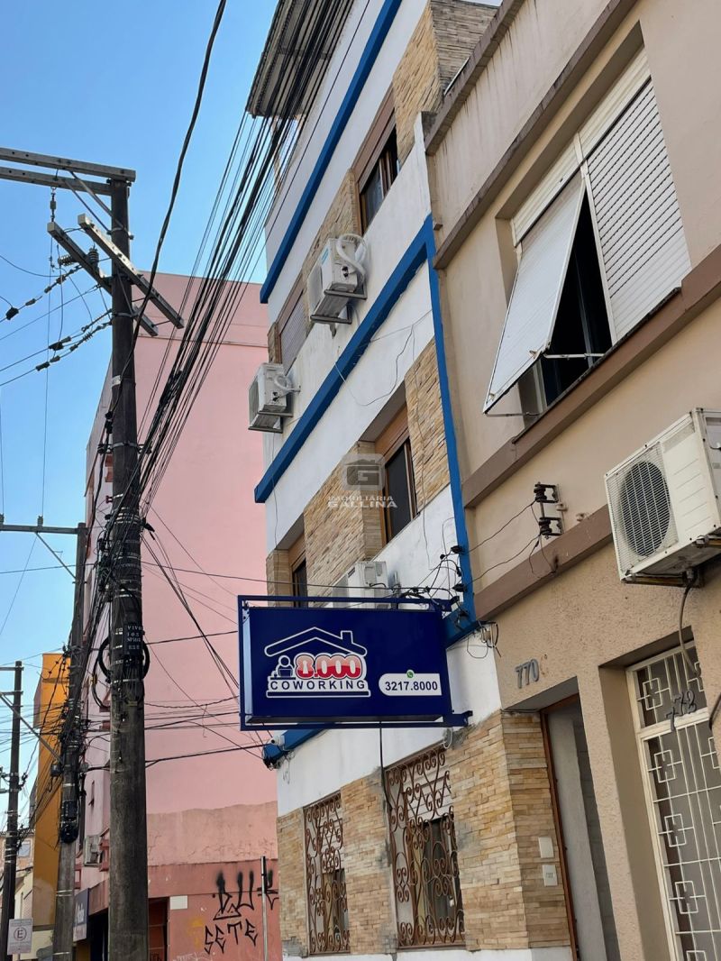 Sala no bairro NOSSA SENHORA DE FATIMA em SANTA MARIA