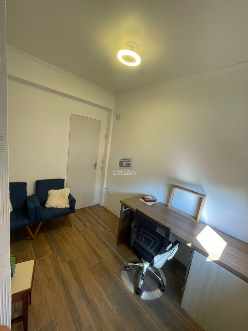 Sala no bairro NOSSA SENHORA DE FATIMA em SANTA MARIA