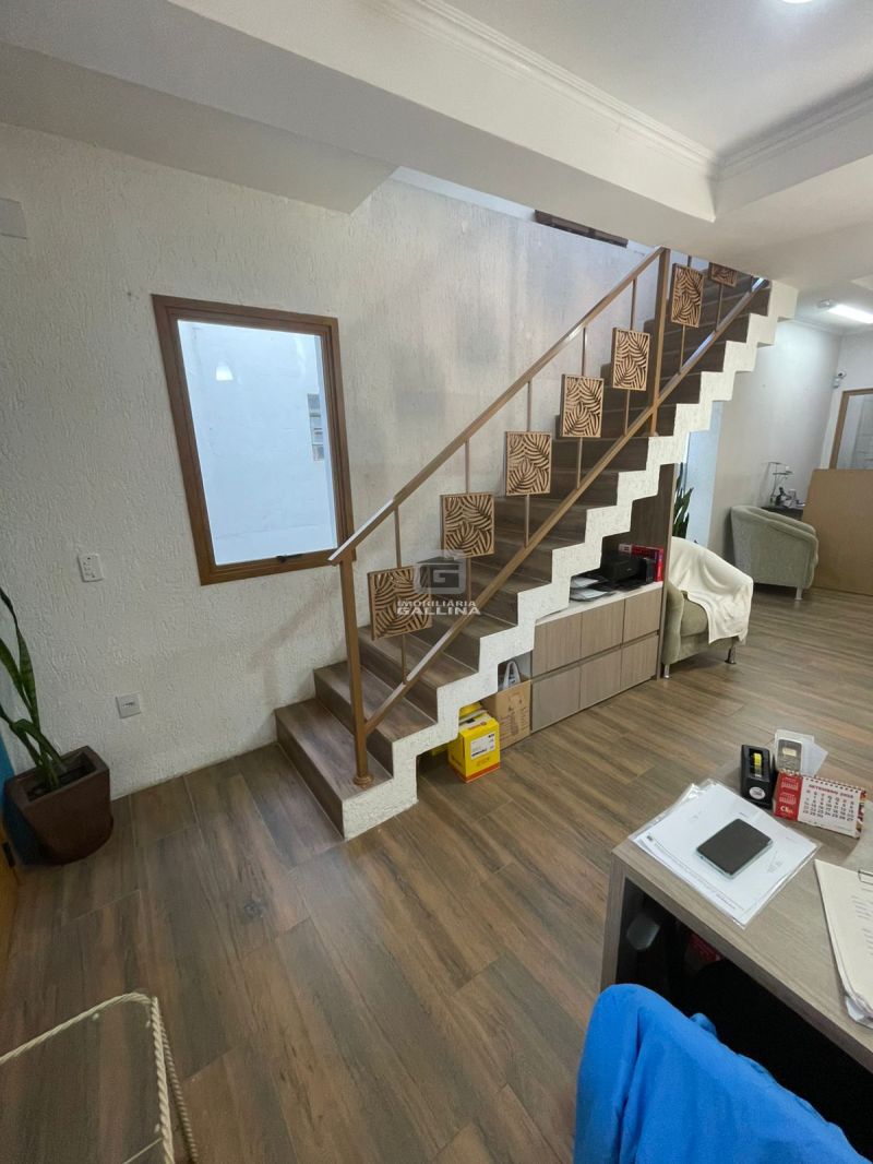 Sala no bairro NOSSA SENHORA DE FATIMA em SANTA MARIA