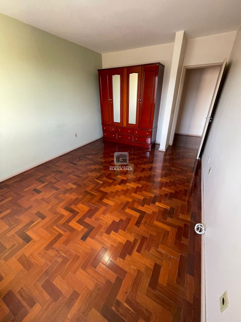 Apto 4 quarto(s)  no bairro CENTRO em SANTA MARIA