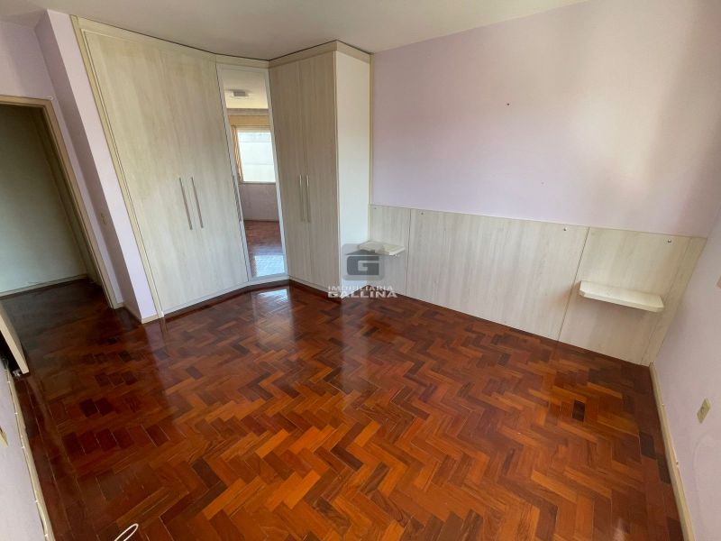 Apto 4 quarto(s)  no bairro CENTRO em SANTA MARIA