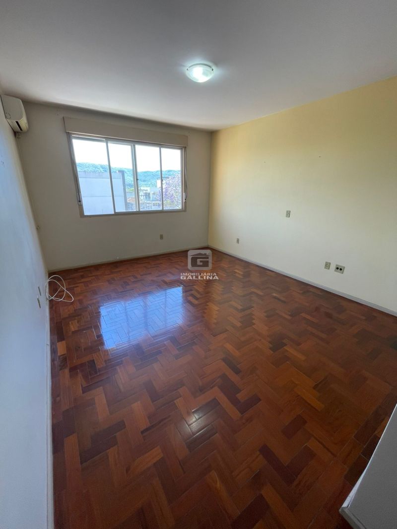 Apto 4 quarto(s)  no bairro CENTRO em SANTA MARIA