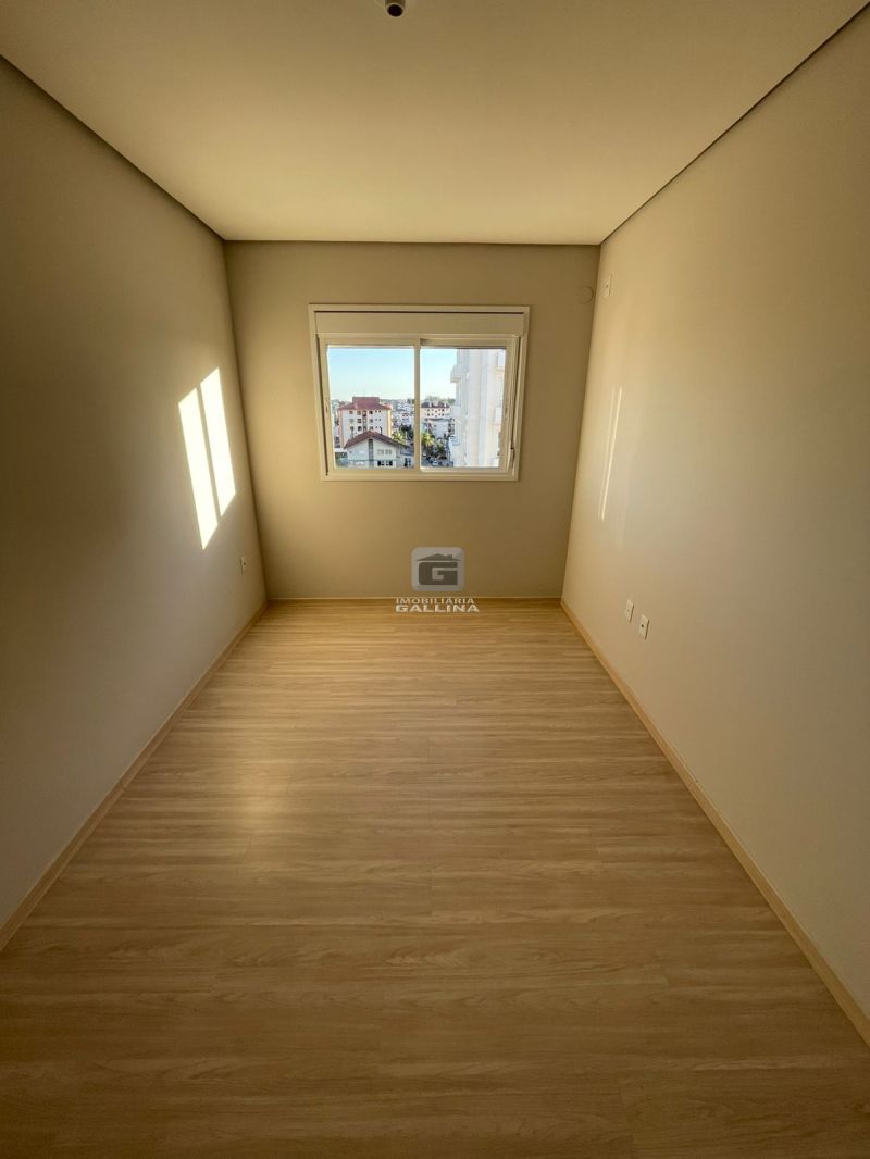 Apto 2 quarto(s)  no bairro CAMOBI em SANTA MARIA