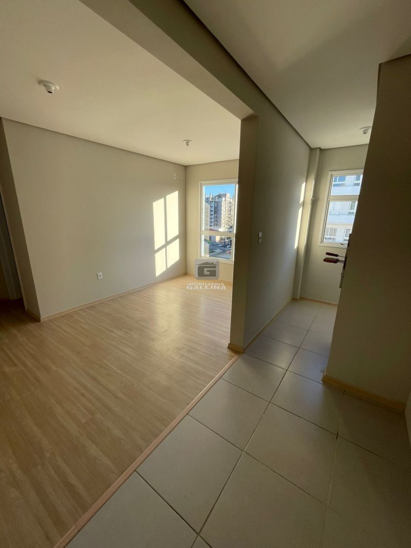 Apto 2 quarto(s)  no bairro CAMOBI em SANTA MARIA