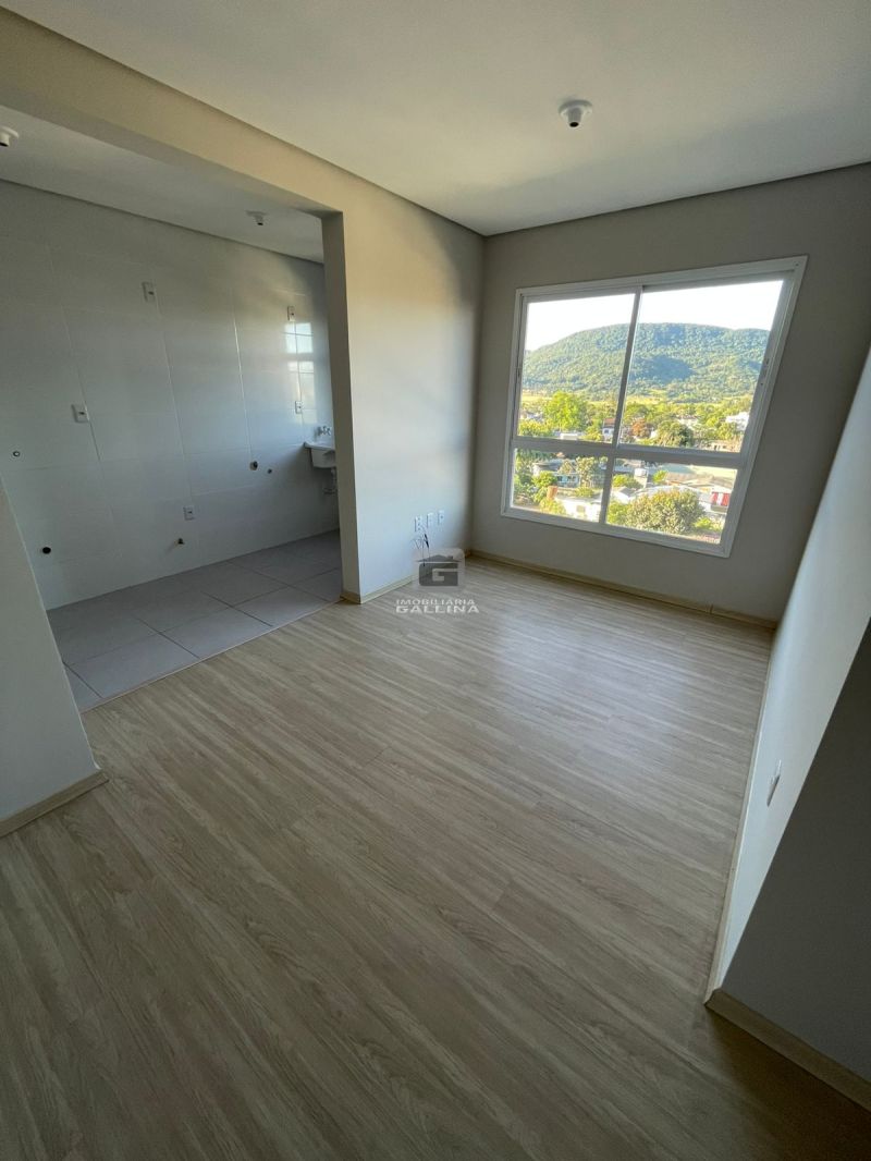 Apto 2 quarto(s)  no bairro CAMOBI em SANTA MARIA