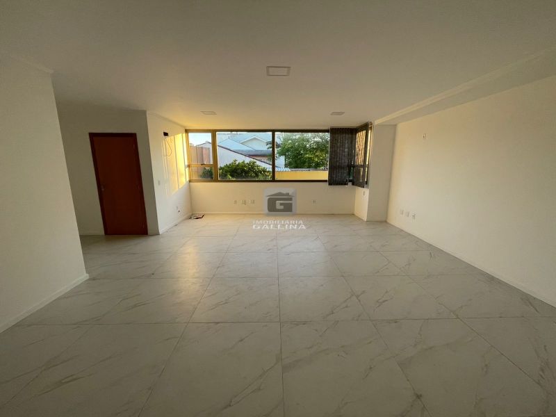 Sala no bairro CAMOBI em SANTA MARIA
