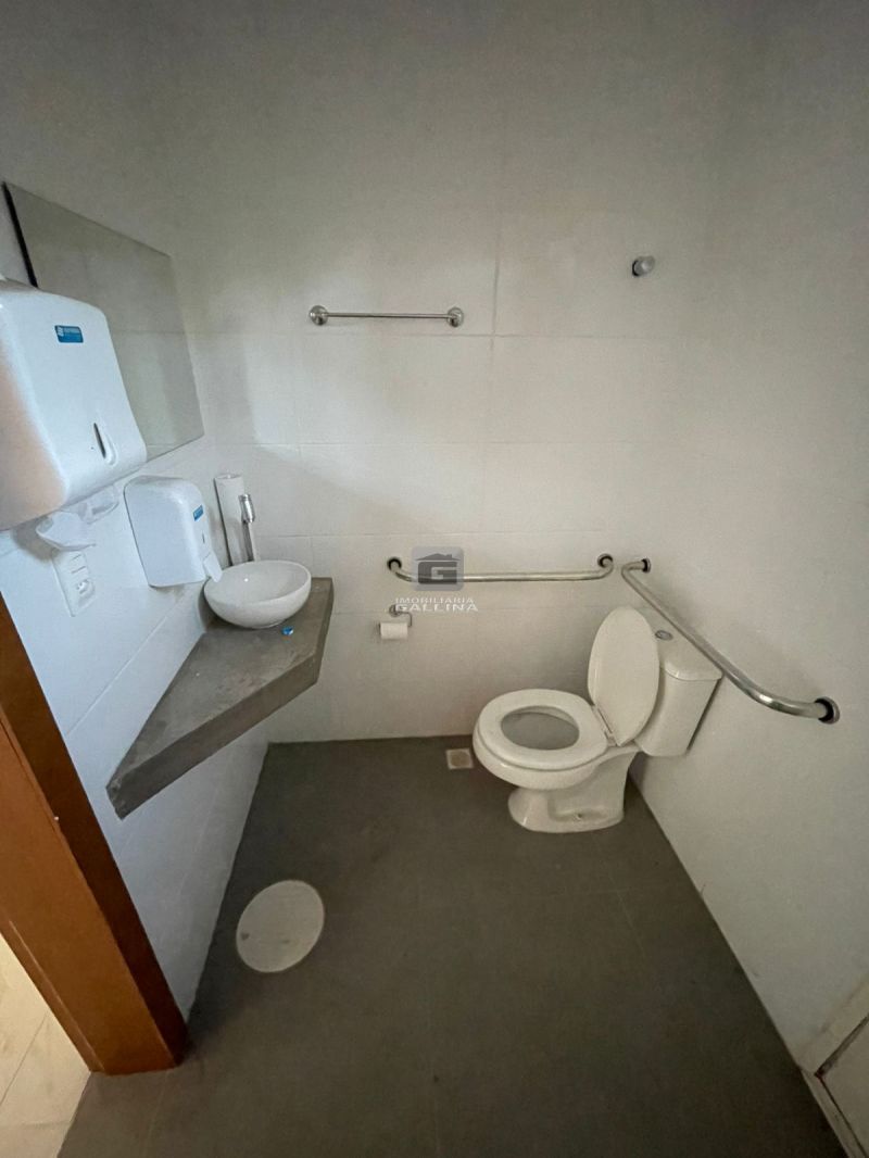 Sala no bairro CAMOBI em SANTA MARIA