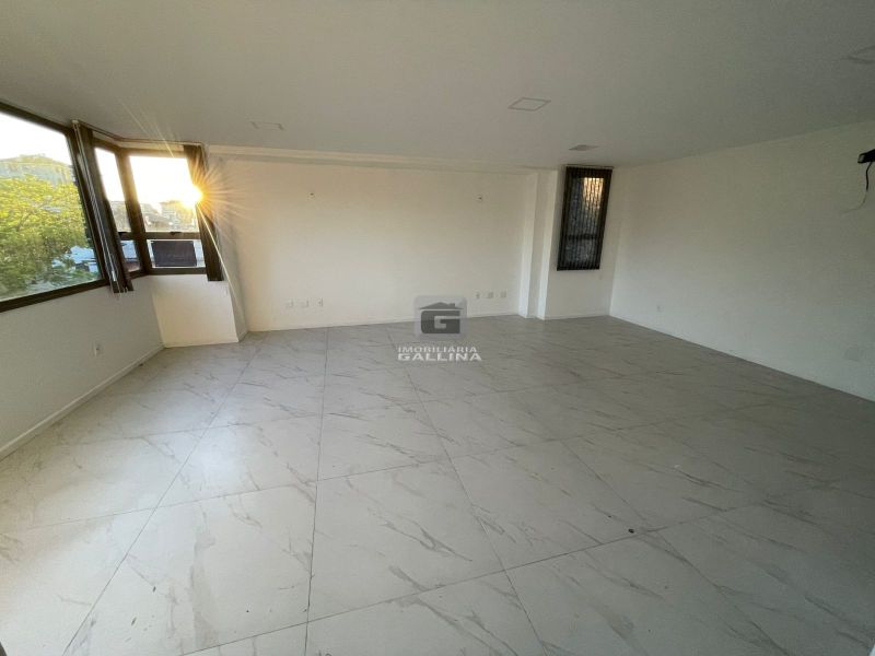 Sala no bairro CAMOBI em SANTA MARIA