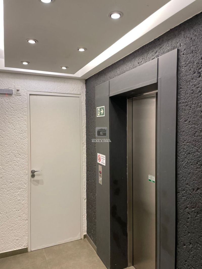 Sala no bairro CAMOBI em SANTA MARIA