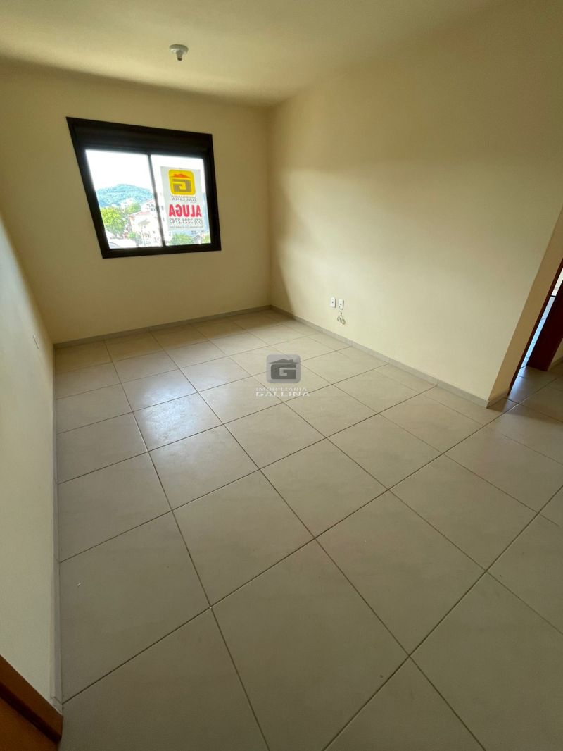 Apto 2 quarto(s)  no bairro CAMOBI em SANTA MARIA