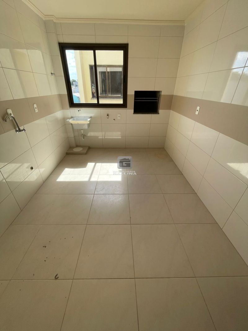 Apto 2 quarto(s)  no bairro CAMOBI em SANTA MARIA