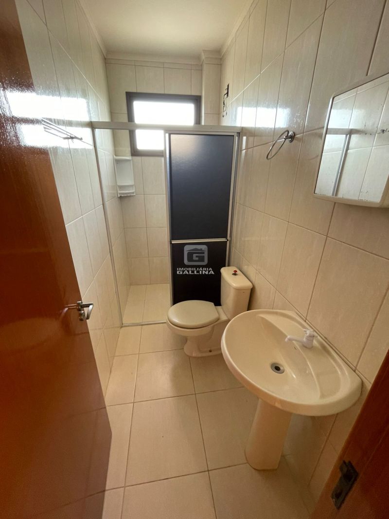 Apto 2 quarto(s)  no bairro CAMOBI em SANTA MARIA