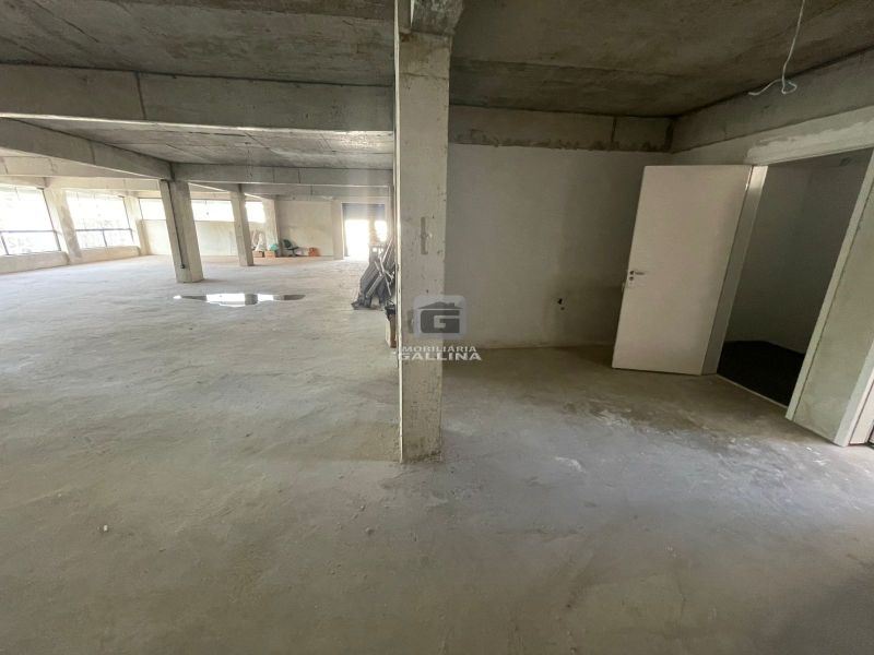 Sala no bairro NOSSA SENHORA DE FATIMA em SANTA MARIA